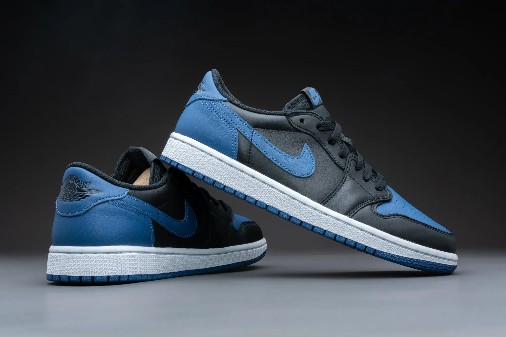 Air Jordan 1 Retro Low OG Mystic Navy (W)