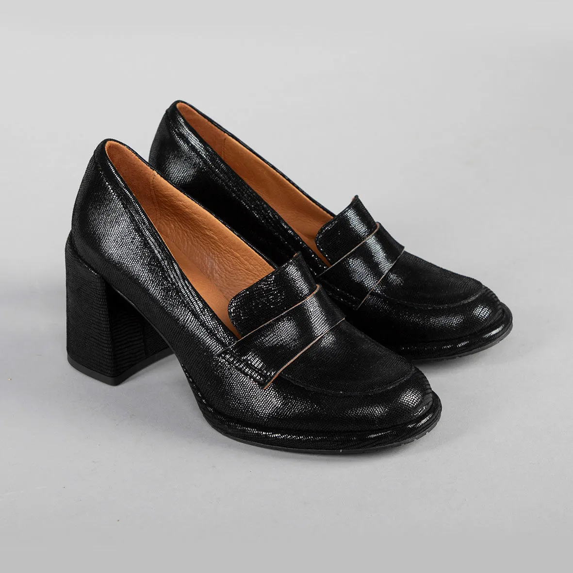 Mandy Black Metallic