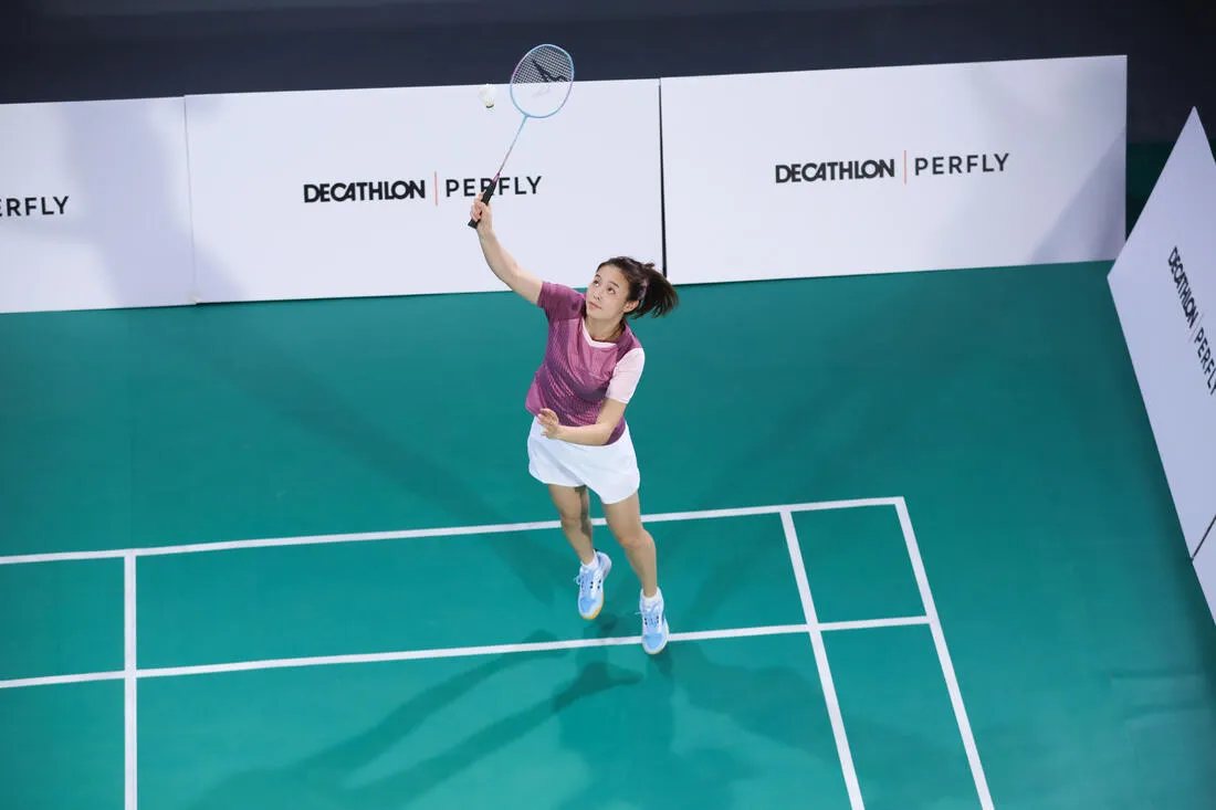 WOMEN BADMINTON SHOES  BS 560 LITE BLUE